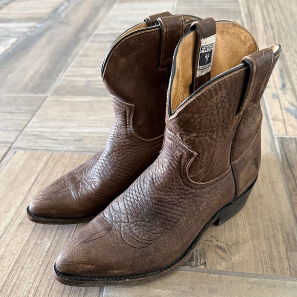 Frye Billy Short brown leather boots size 7.5